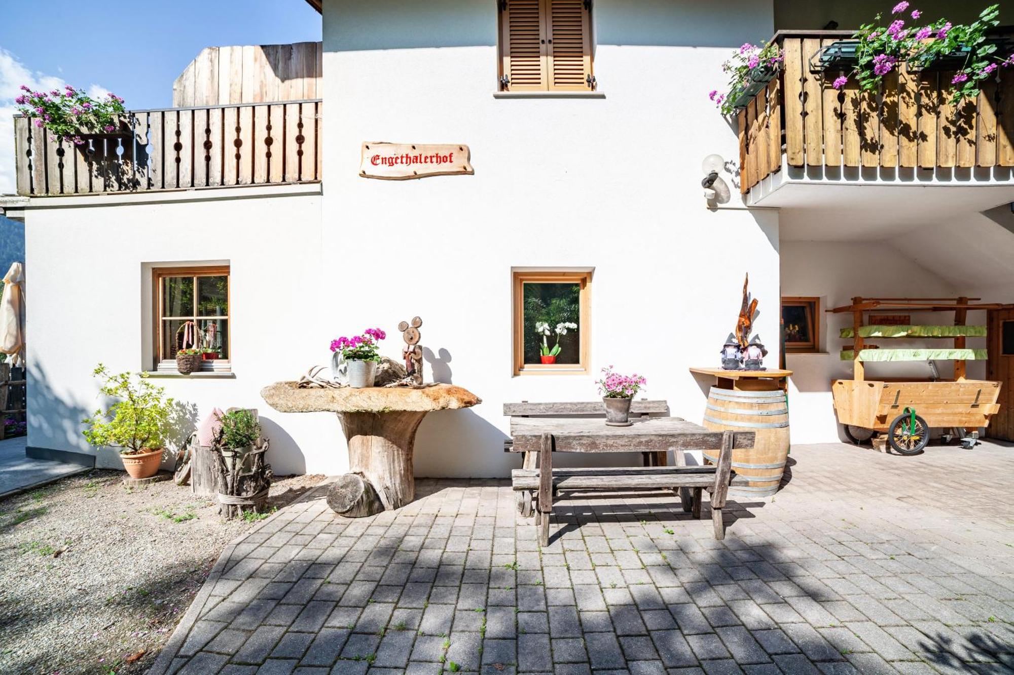 Engethalerhof Daire Pavicolo Dış mekan fotoğraf